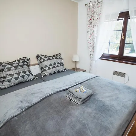Viktoria - Viktoria 2 Apartmán *