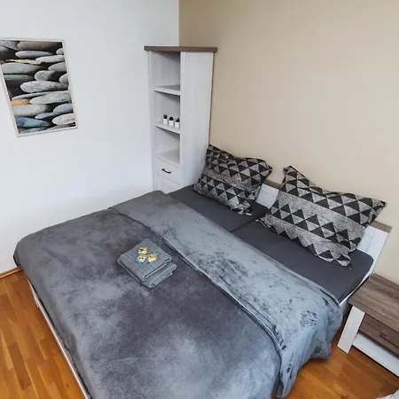 Viktoria - Viktoria 2 Lejlighed Ruzomberok